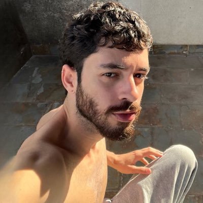 pifanno's profile picture. say drake