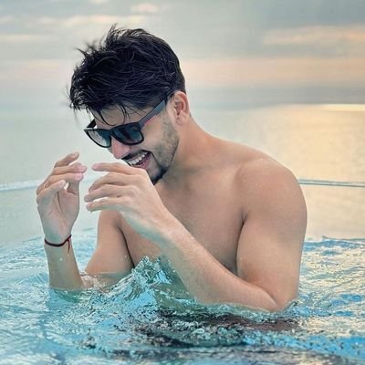 CS70835929's profile picture. 