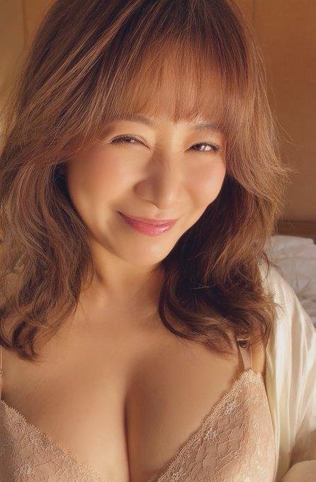 NikhilS84601353's profile picture. お花屋さん。休日はカフェ巡りが好き。心の中で悶々とした気持ちをここで解放します