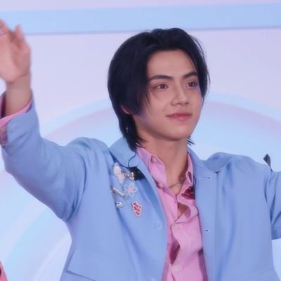 mind_mindd's profile picture. BUS ❤️ เมน PEEMWASU
น้องภีม คือยาใจของพี่ 🩷🤏🫳