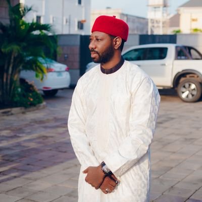 aleeyu374's profile picture. Just a being in search of Allah (swt). #Programmer, #Java friendly, #PHP addict and a #scientist...