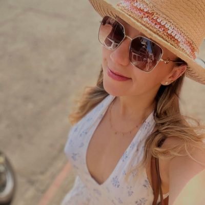 AnitaB37820's profile picture. 