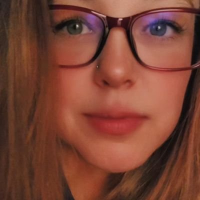 writerwood73's profile picture. PNW ☔️