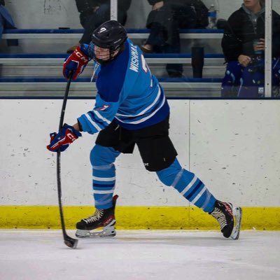 dwishman_7's profile picture. Dowling Catholic Highschool ‘26 | Right Defense | 4.10 GPA | Des Moines Vipers #7 & 18u Jr. Bucs #7 | @studioDW_2025