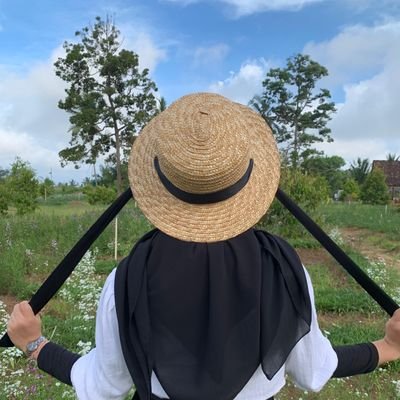bellbilbul's profile picture. beli gandum di balikpapan, assalamualaikum masa depan...💃😌