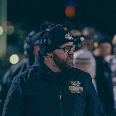 Coach_Guetter's profile picture. Pursuer of Christ | Northwestern HS | Pass Game Coordinator | Assistant DC | 🟡⚫️ @NWTigersFTBL 🟡⚫️ | #justrun6 #adaptordie