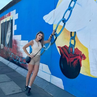 Charlotte88996's profile picture. A semi-retired female entrepreneur, passionate about traveling and culture, seeking a high-quality lifestyle and embracing every day.🎄