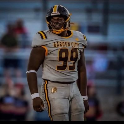 MarvinHall04's profile picture. 𝐀𝐆𝐓𝐆🙏🏾| 𝐇𝐞𝐚𝐝𝐇𝐮𝐧𝐭𝐞𝐫 | 𝟔’𝟒| 𝟑𝟎𝟎 𝐋𝐁𝐒 | 𝐃𝐓 | 𝐉𝐮𝐜𝐨 𝐏𝐫𝐨𝐝𝐮𝐜𝐭