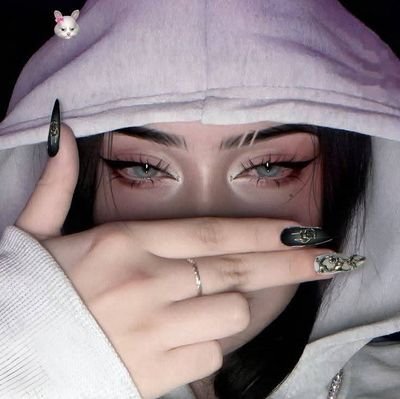 ThtsRacist's profile picture. 