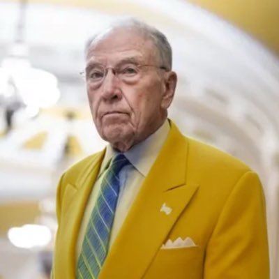 NewFreedomGuy's profile picture. Official acct of camel king Gregory Glimmer 🐪 Sometimes tweets policy sometimes abt camels both carry heavy loads #GlimmerWorks