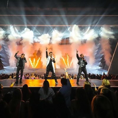 luxxie26169's profile picture. voice of the world 🎶🔥 mi amor 🎸👸💋