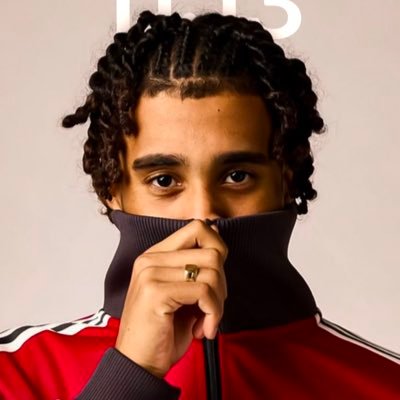 OnyeonuChr82021's profile picture. “Die-hard Manchester United fan | Hot takes & match reactions | entertainment|music|news|Join the banter!”