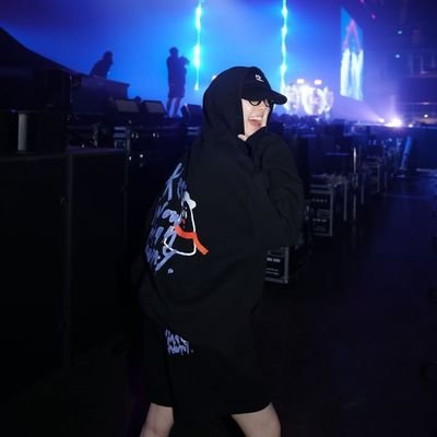 Midnight___26's profile picture. สาววาย (n) นักวิเคราะห์ความสัมพันธ์ 
(มิดไนท์ตัวจริง) ((ทีมแม่น้องนีน))
Fan accounts | ꜱᴜᴘᴘᴏʀᴛ ᴛᴏ(หลัก) - ɴ'ᴏʀᴍ 🫑@ormmormm ᴘ'ʟɪɴɢ 🍮 @linglingsirilak -