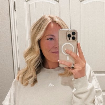 LaurMichThom's profile picture. Welcome to my brain dump. 75% sarcastic. 100% dramatic. Texas Tech Alum. #WreckEm