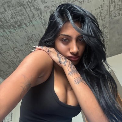 zieziemarie's profile picture. 