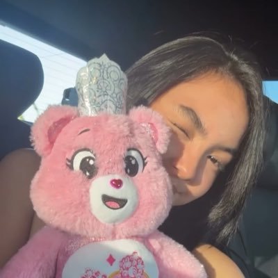 fungirlyyyyy's profile picture. 