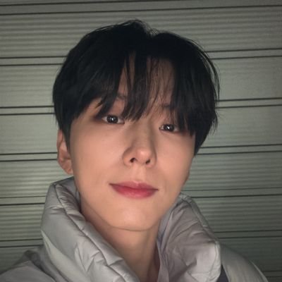 deokdeok2's profile picture. 