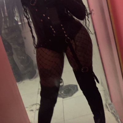 RichObedience's profile picture. let’s get something straight now all scammers don’t waste your time or mines. I’m young not dumb if your going to contribute do that. I want be signing up etc