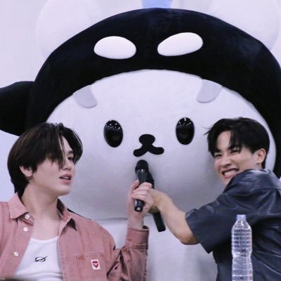 whalebearfamily's profile picture. taynewsanholic