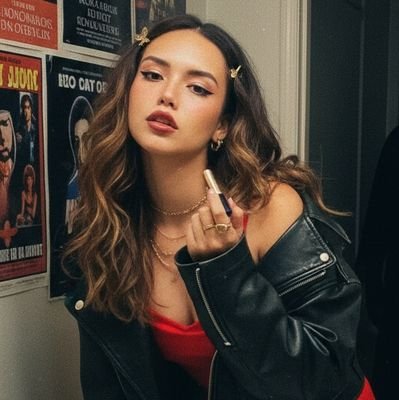 selselenaa_'s profile picture. ✨️🍸