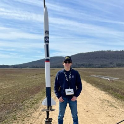 PeterSu63930912's profile picture. Aerospace Engineering Student to most, Steely Eyed Missile Man to some.