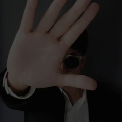 human_noir's profile picture. Perjalan tanpa autopilot
🔁 Grow. Think. Repeat.
ig:https://t.co/Qz1EnHtFL8