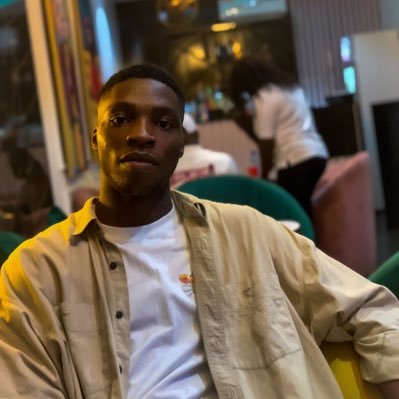 notthecomelykid's profile picture. Gemini ♊ laid back kinda guy in a mixed up kind of world