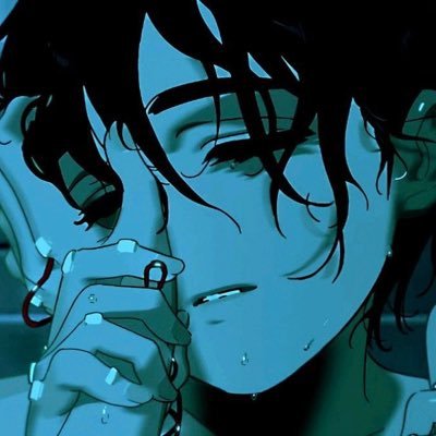 snowfieid0's profile picture. 19 
on instagram @/snowfieid  
chud