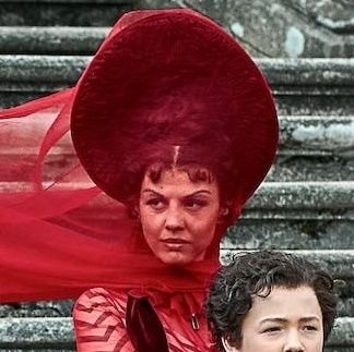 frknstncrtr's profile picture. alt acc to yap abt elizabeth harlander | saw in theatres | art @r8dent