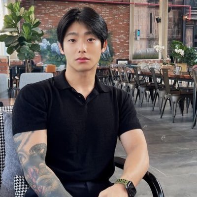 mdknlj2's profile picture. Support message here🤏