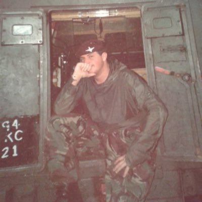 RegPara's profile picture. 1 para Utrinque paratus dad to 3 boys