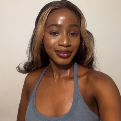 brownelixir's profile picture. Fly me to the moon🧚🏽