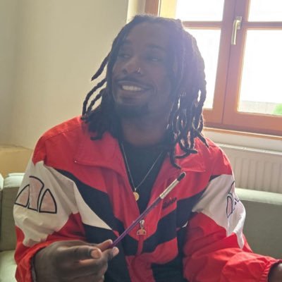 antvrns's profile picture. 