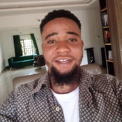 OjuriBenjamin's profile picture. 