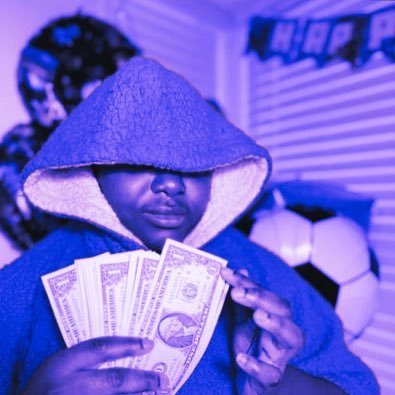 ArikaweAminat's profile picture. Radical Feminist || Times person of the year (2006)