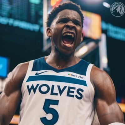 WolvesSzn23's profile picture. 🐺