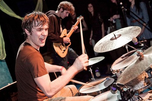 Developer at Stripe. Drummer.