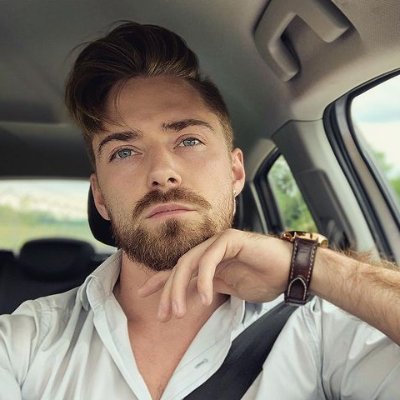 kmluzmc's profile picture. 