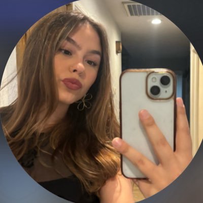 Sweetieizz9's profile picture. live your best life