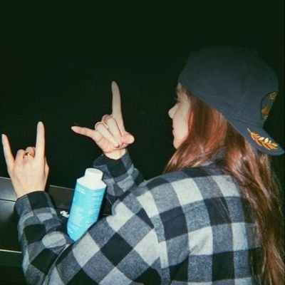 Heavenlee_x__'s profile picture. 