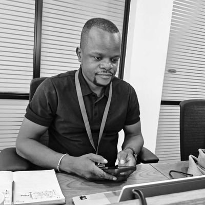 Morris_Aron's profile picture. Ex-Deloitte| StratCom| Media | AI enthusiast|