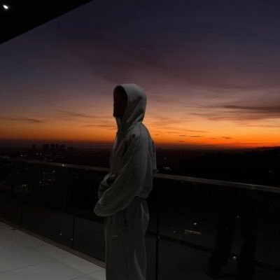 Chrissyd413's profile picture. Only you can make it happen my giveaway page