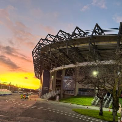 tighdave's profile picture. ex Met dog handler. Ukraine 🇺🇦despise IRA and any organisation linked to them.