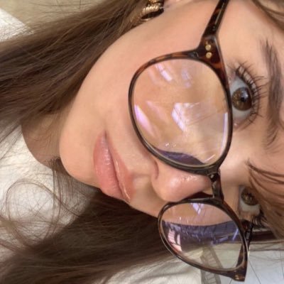 cl0ser2u's profile picture. 🐇