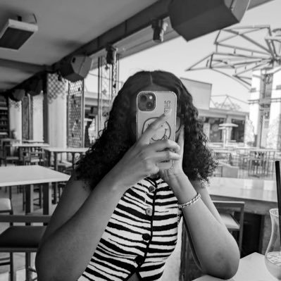 shomz101's profile picture. Free Spirit || Manchester United 👹😈✨♊ Stay Woke