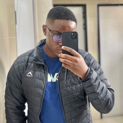 onlykutlo's profile picture. engineer by day. batman at night.