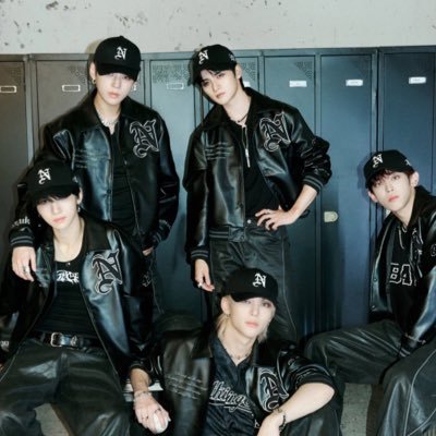 NOWZarchive's profile picture. 