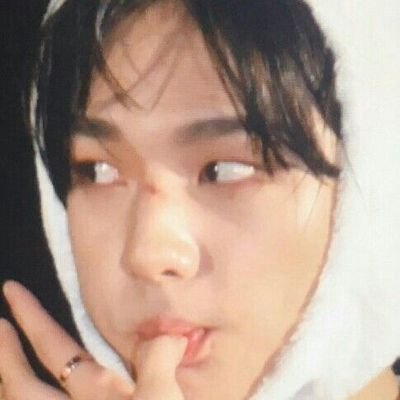 _1brunette1_'s profile picture. DO IT - SKZ
                                                                                  🗝🐌🍙🎐🪾🥠🦌