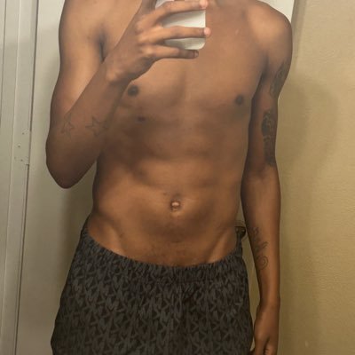 Marrotm11's profile picture. 6’2 11inches 😎🐎Yo Bih Favorite Niggahorse 😎💦 🤫 keep it 100 wit me Iant wit no sugar coating🫡