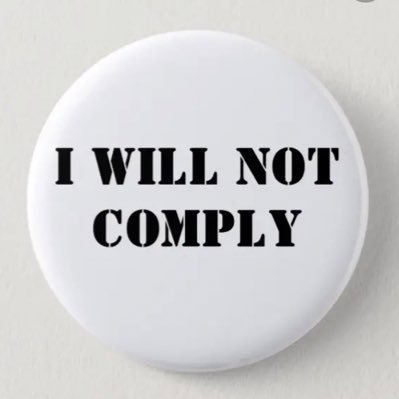 SelenaSmartArse's profile picture. Uncompromisingly honest. Far-right, evidently 🙄